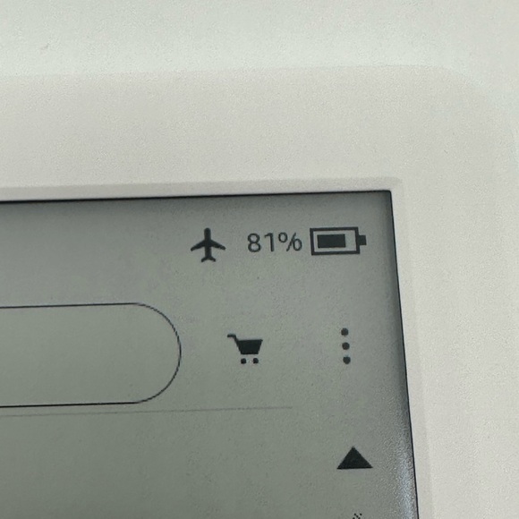 Amazon Kindle (10th Generation) 8Gb, Wi-Fi, 6 inch - White - Picture 2 of 13